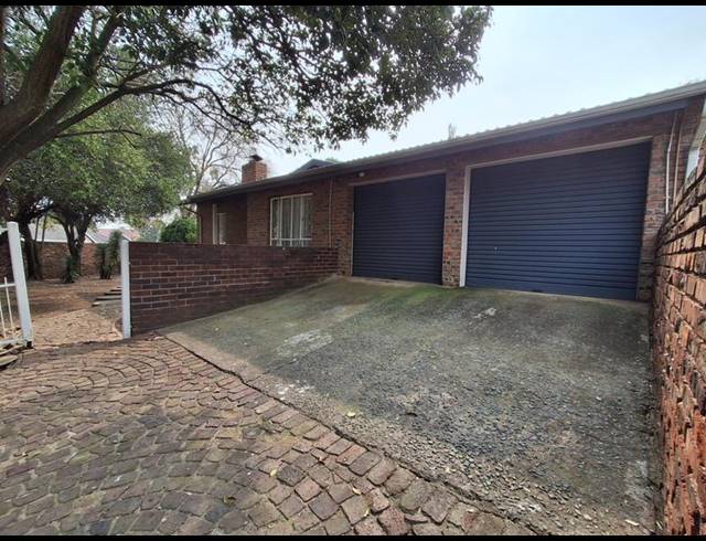 2 BEDROOM HOUSE FOR SALE IN BRACKENDOWNS